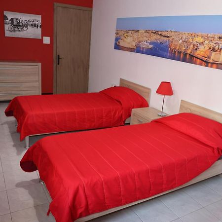 Very Bright Well Kept Apartment Marsaskala Exterior photo